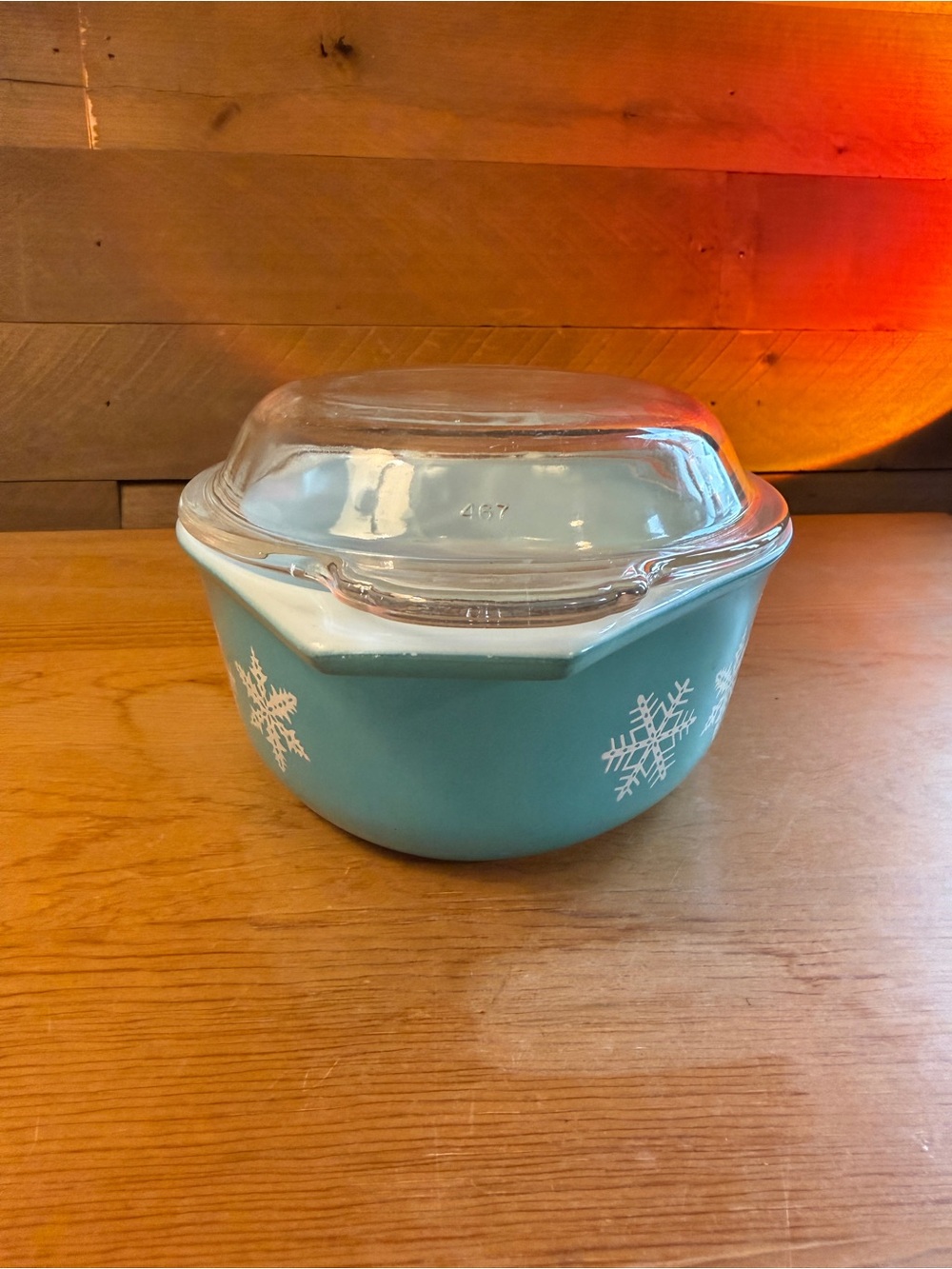 Vintage Pyrex 043 Oval Snowflake Casserole Dish Turquoise White Lid 1.5 Quart - Picture 4 of 9